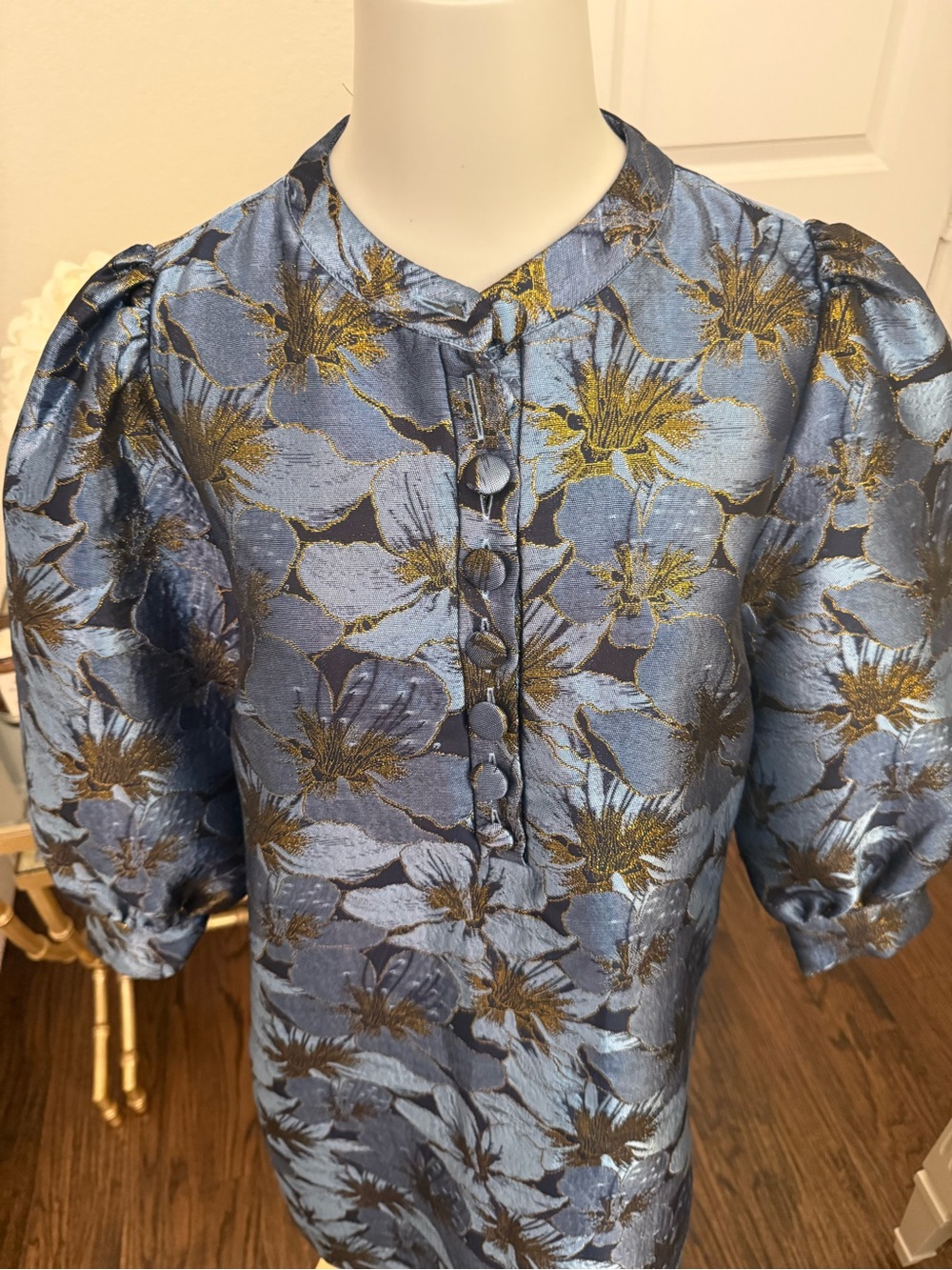 Pomander Place Blue Blossom Jacquard Samantha
Dress
AH2 - Picture 5 of 8